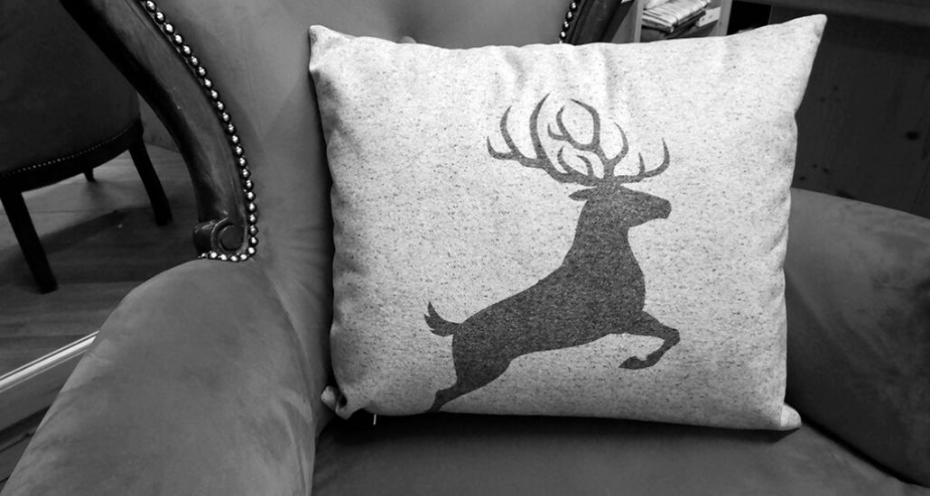 contatti poltrona cucito su misura