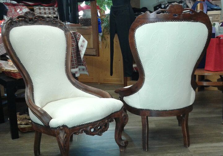 restauro divani poltrone antiche