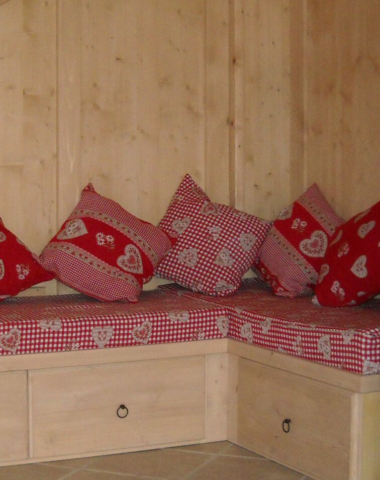 rivestimenti divani su misura